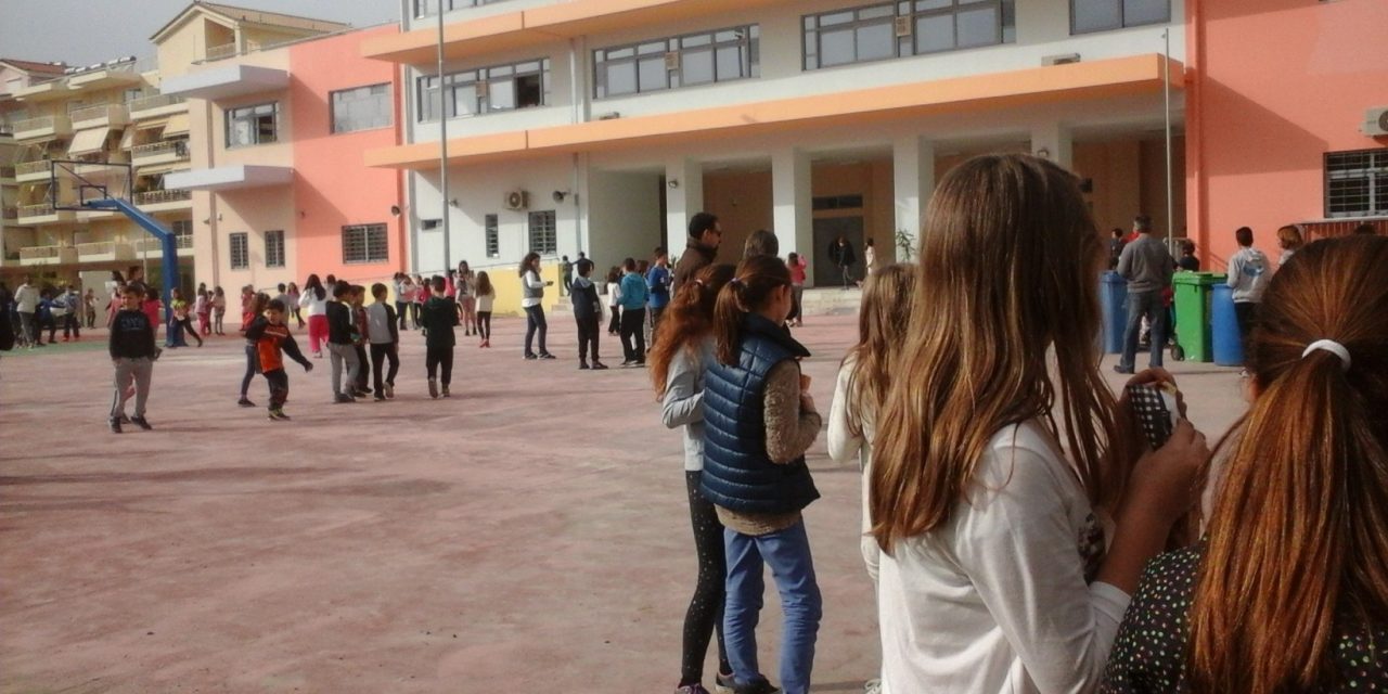 ΟΛΜΕ: Για το εργασιακό και διδακτικό ωράριο, τις αναπληρώσεις λόγω απουσιών και τις συνεδριάσεις των συλλόγων διδασκόντων